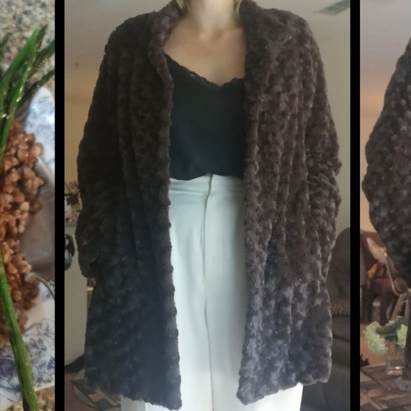 Chocolate faux fur coat by Dennis by Dennis Basso - Picture 2 of 5